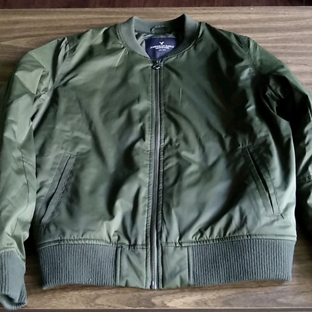 American eagle men's medium green bomber jacket